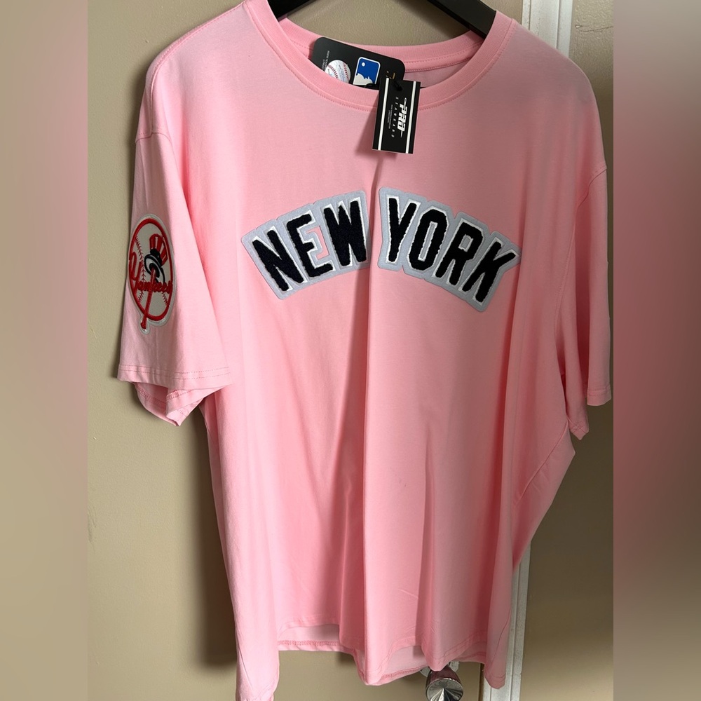 NBA New York Yankees shirt